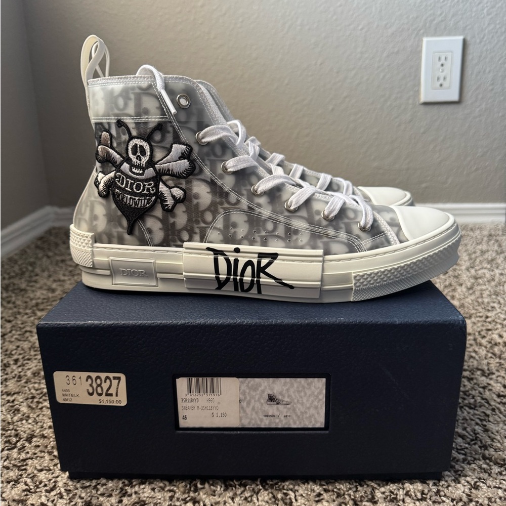 Dior B23 High ‘Dior Oblique - Shawn Bee Embroidery Patch’